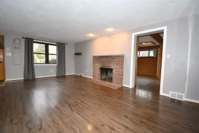 110 Thames Pl, Pittsburgh, PA 15241 - Photo 7