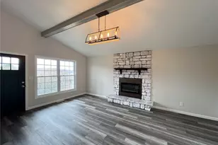 2017 S Pittsburgh St, South Connellsville, PA 15425 - Photo 5