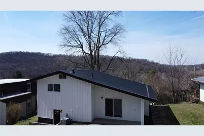 2017 S Pittsburgh St, South Connellsville, PA 15425 - Photo 3