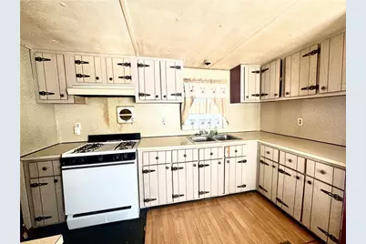 931 Marie Avenue, Shenango Township, PA 16101 - Photo 5