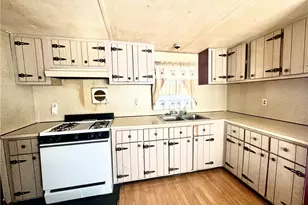 931 Marie Ave, Shenango Township, PA 16101 - Photo 5