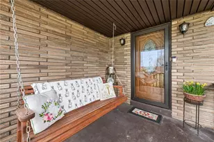 1824 Washington Rd, Washington Township, PA 15613 - Photo 3