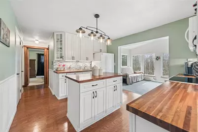 1824 Washington Rd, Washington Township, PA 15613 - Photo 9