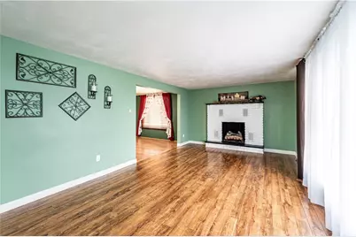 687 Middletown Road, New Stanton, PA 15672 - Photo 17