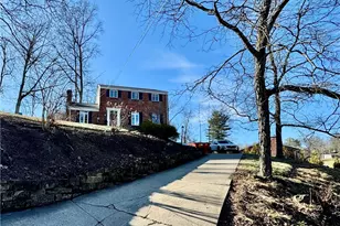 181 E Highland Dr, Peters Township, PA 15317 - Photo 1