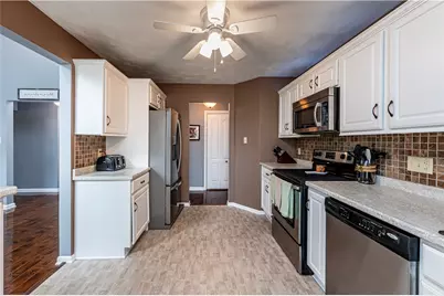 501 Casa Vita Dr, Hempfield Township, PA 15601 - Photo 19