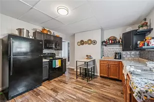 832-834 Washington St, Mount Pleasant Township, PA 15666 - Photo 17