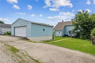 832-834 Washington St, Mount Pleasant Township, PA 15666 - Photo 23