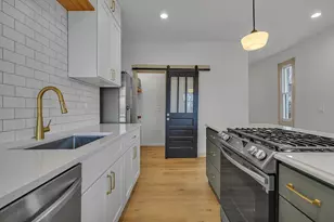 122 Natchez St, Pittsburgh, PA 15211 - Photo 9