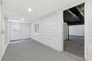 1459 McFarland Rd, Pittsburgh, PA 15216 - Photo 33