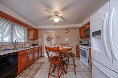 201 Elmtree Rd, New Kensington, PA 15068 - Photo 9