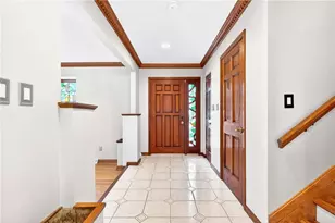 16 Ridgewood Dr, Cecil, PA 15057 - Photo 3