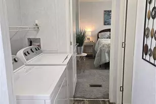 186 Hampton Ave, North Fayette, PA 15126 - Photo 9