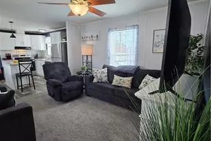 186 Hampton Ave, North Fayette, PA 15126 - Photo 3