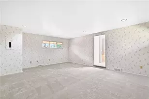 243 Greenridge Rd, Hempfield Township, PA 15601 - Photo 17