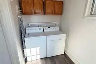 433 New York Ave, Rochester, PA 15074 - Photo 9