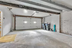 111 Roosevelt Dr, Center Township, PA 15061 - Photo 29