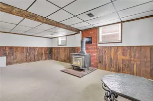 111 Roosevelt Dr, Center Township, PA 15061 - Photo 23