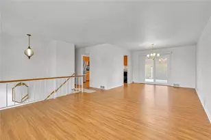 111 Roosevelt Dr, Center Township, PA 15061 - Photo 11