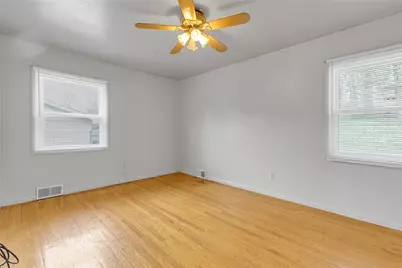 111 Roosevelt Drive, Monaca, PA 15061 - Photo 13