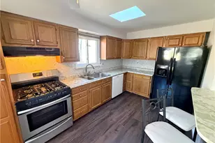 433 New York Ave, Rochester, PA 15074 - Photo 11