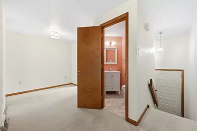 105 Laurel Ct, Ross Twp, PA 15202 - Photo 11