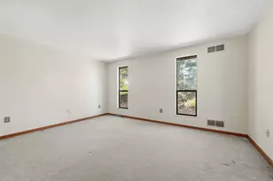 105 Laurel Ct, Ross Twp, PA 15202 - Photo 15