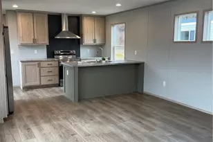 1408 A Hidden Valley Dr, Robinson Twp, PA 15019 - Photo 3