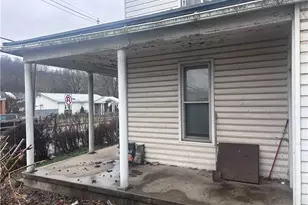 540 Center St, Clarksville, PA 15322 - Photo 3