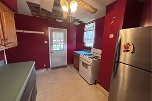 540 Center St, Clarksville, PA 15322 - Photo 7