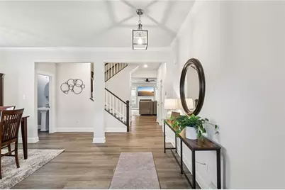 320 Crest Ln, Adams Township, PA 16046 - Photo 7