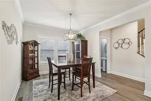 320 Crest Ln, Adams Township, PA 16046 - Photo 5