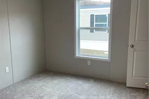 1410 A Hidden Valley Dr, Robinson Twp, PA 15019 - Photo 7