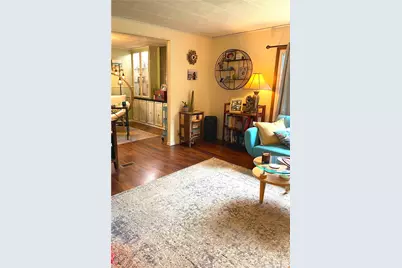 207 E 4th Ave, Latrobe, PA 15650 - Photo 9