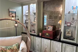 207 E 4th Ave, Latrobe, PA 15650 - Photo 13