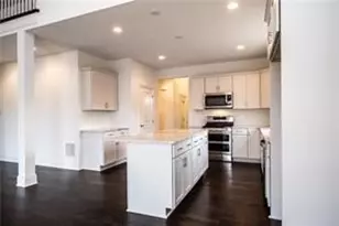 1056 Lakeside Dr, McDonald, PA 15057 - Photo 13