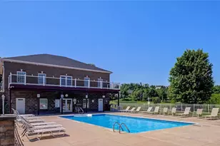 1056 Lakeside Dr, McDonald, PA 15057 - Photo 3