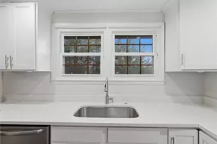 4301 Beverly Dr, Hopewell Township, PA 15001 - Photo 9