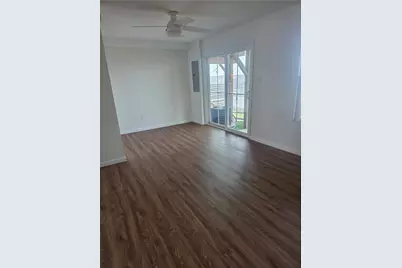 2016 Cade Dr, Center Township, PA 15061 - Photo 13