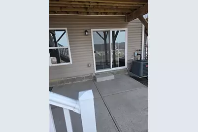 2016 Cade Dr, Center Township, PA 15061 - Photo 11