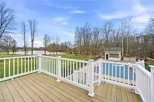 626 Lorenwood Dr, Hermitage, PA 16148 - Photo 17