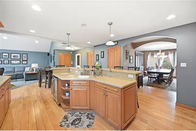 626 Lorenwood Drive, Hermitage, PA 16148 - Photo 9