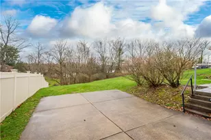 2339 Lambeth Dr, Pittsburgh, PA 15241 - Photo 35