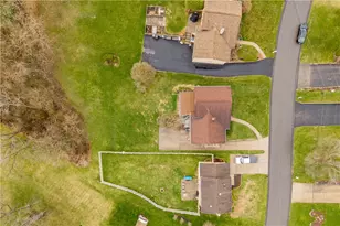 2339 Lambeth Dr, Pittsburgh, PA 15241 - Photo 37