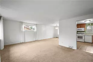 2339 Lambeth Dr, Pittsburgh, PA 15241 - Photo 7