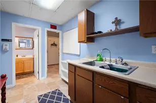 741 Brownsville Rd, Pittsburgh, PA 15210 - Photo 9