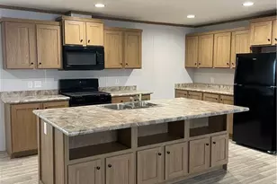 1340 Hilltop Dr, Robinson Twp, PA 15019 - Photo 3