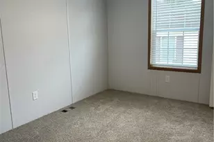 1340 Hilltop Dr, Robinson Twp, PA 15019 - Photo 9