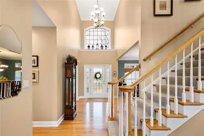 208 Farmington Drive, Peters Township, PA 15367 - Photo 5