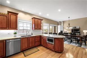 208 Farmington Dr, Peters Township, PA 15367 - Photo 15